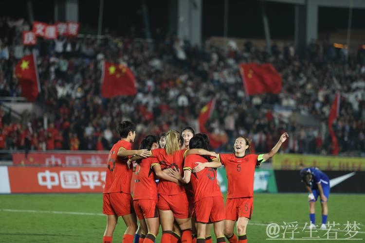 巾帼心向党 青春献祖国——中国女足开展爱国教育主题活动