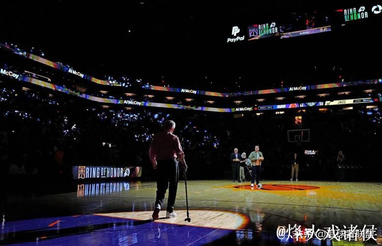 51年传奇生涯落幕!太阳队资深播音员麦考伊逝世,享年91岁 51年传奇生涯落幕!太阳队资深播音员麦考伊逝世,享年91岁